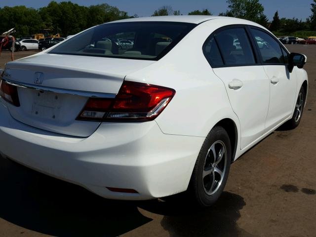 19XFB2F7XFE218029 - 2015 HONDA CIVIC SE WHITE photo 4