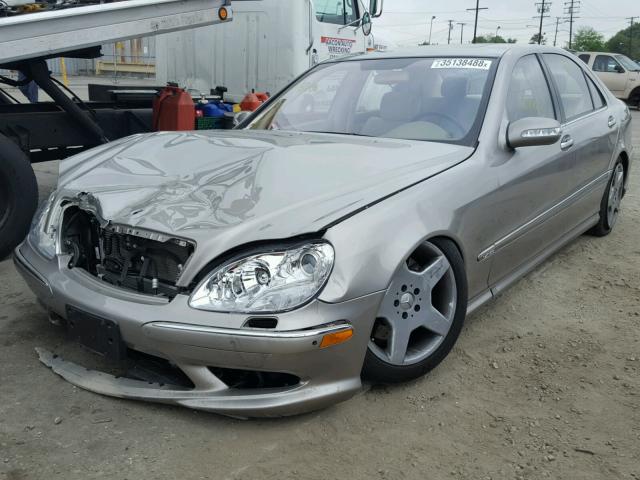 WDBNG76J15A460844 - 2005 MERCEDES-BENZ S 600 GRAY photo 2