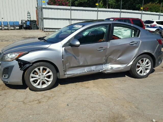 JM1BL1U54B1369484 - 2011 MAZDA 3 SILVER photo 9