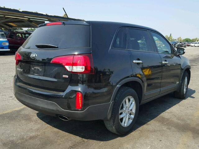 5XYKTCA60EG545279 - 2014 KIA SORENTO LX BLACK photo 4