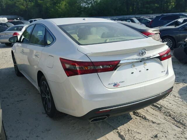 4T1BK1EB8HU257717 - 2017 TOYOTA AVALON XLE WHITE photo 3