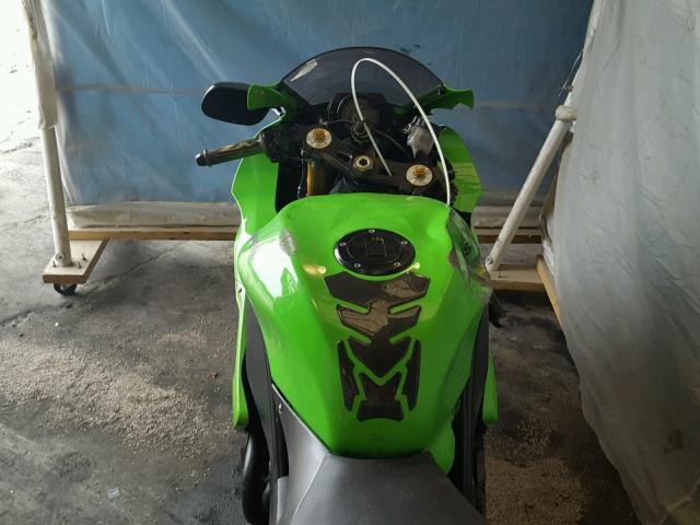 JKAZXCC135A022952 - 2005 KAWASAKI NINJA ZX 1 GREEN photo 5