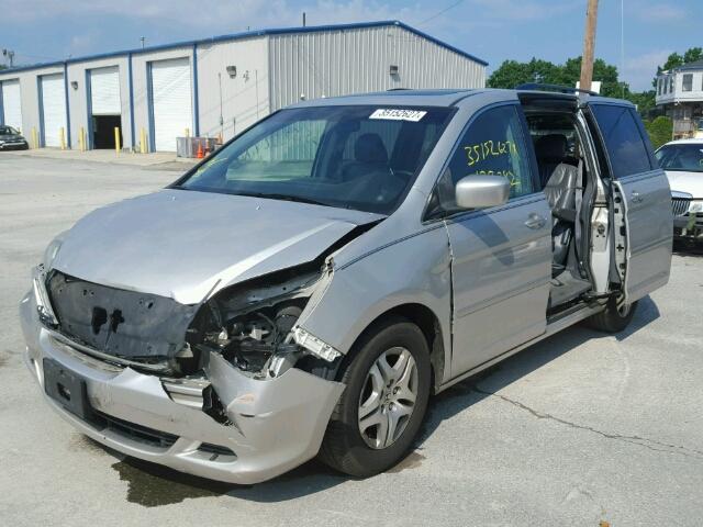 5FNRL386X6B403681 - 2006 HONDA ODYSSEY EX SILVER photo 2