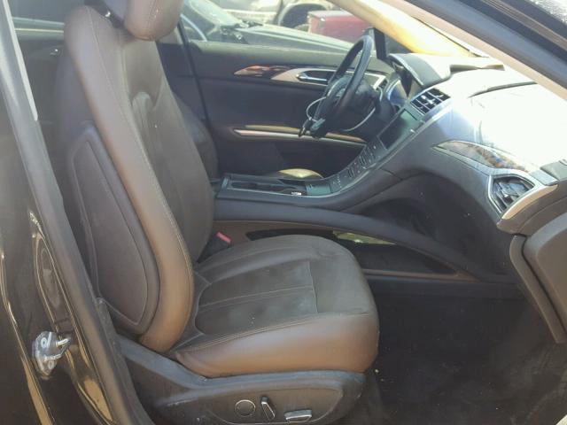 3LN6L2G93DR820205 - 2013 LINCOLN MKZ Սև լուսանկար 5