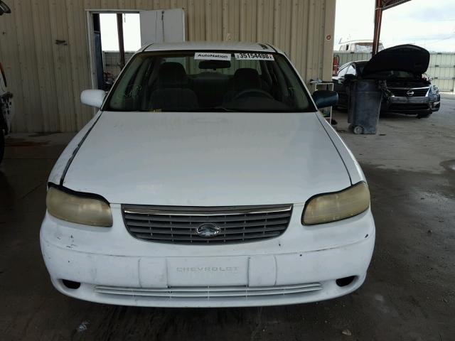 1G1ND52T1VY137576 - 1997 CHEVROLET MALIBU WHITE photo 10