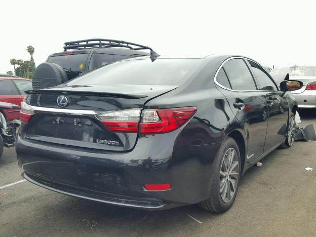 JTHBW1GG0J2183971 - 2018 LEXUS ES 300H BLACK photo 4