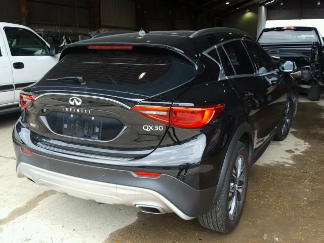 SJKCH5CR5JA042735 - 2018 INFINITI QX30 BASE BLACK photo 4