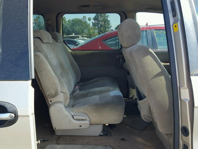 KNDUP131326213225 - 2002 KIA SEDONA EX GRAY photo 6