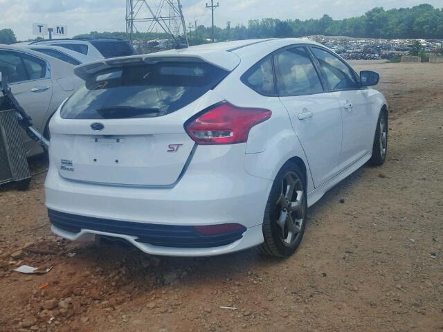 1FADP3L95FL238352 - 2015 FORD FOCUS ST WHITE photo 4