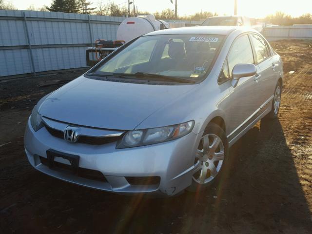 2HGFA1F54AH527957 - 2010 HONDA CIVIC LX SILVER photo 2