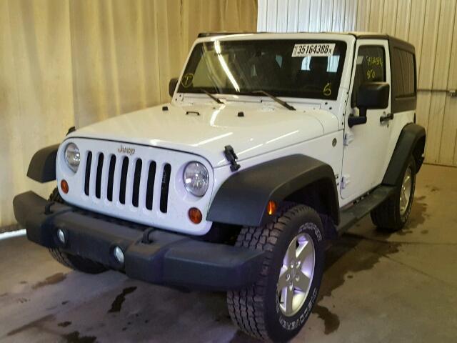 1C4AJWAG2CL281088 - 2012 JEEP WRANGLER S 白色 照片 2