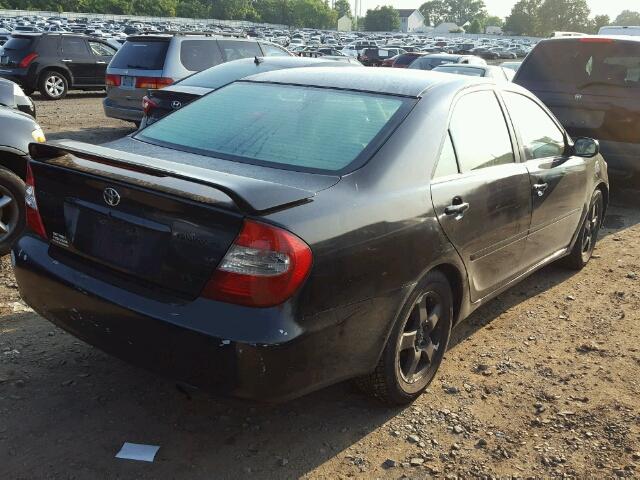 4T1BF30K62U002675 - 2002 TOYOTA CAMRY LE BLACK photo 4