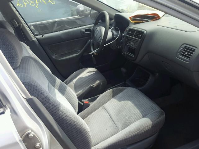 2HGEJ6617YH579258 - 2000 HONDA CIVIC BASE SILVER photo 5