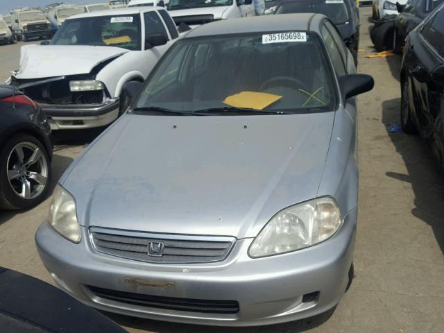 2HGEJ6617YH579258 - 2000 HONDA CIVIC BASE SILVER photo 9
