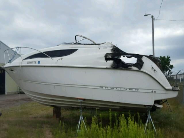  - 2000 2000 BAYLINER WHITE photo 3