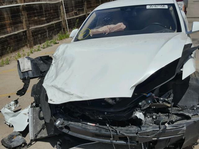 5YJSA1E21GF128233 - 2016 TESLA MODEL S Սպիտակ լուսանկար 9