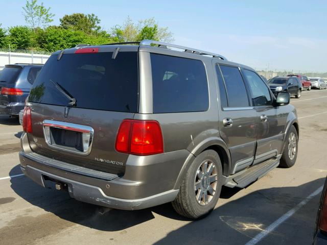 5LMFU28RX3LJ04200 - 2003 LINCOLN NAVIGATOR 灰色 照片 4