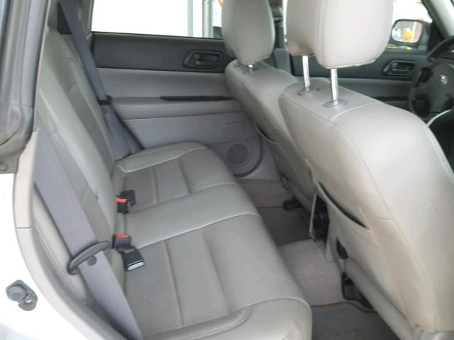 JF1SG636X4H729496 - 2004 SUBARU FORESTER 2 ნაცრისფერი ფოტო 6