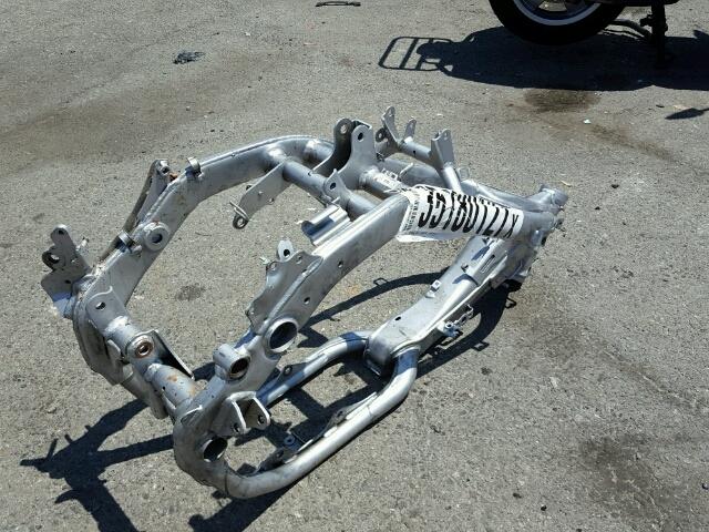 MLHMD3811F5201614 - 2015 HONDA CRF250L SILVER photo 4