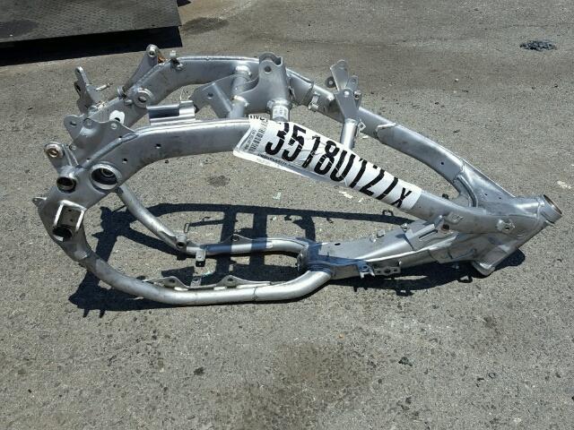 MLHMD3811F5201614 - 2015 HONDA CRF250L SILVER photo 9