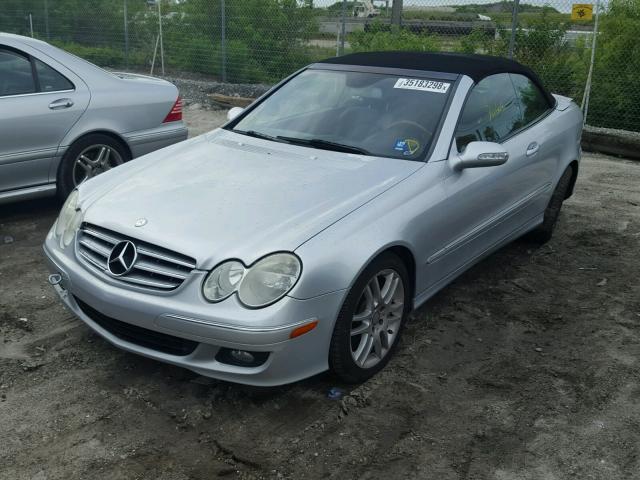 WDBTK56F89F267525 - 2009 MERCEDES-BENZ CLK 350 SILVER photo 2