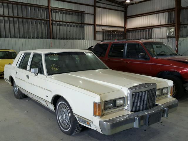 1LNBM81F3KY752046 - 1989 LINCOLN TOWN CAR WHITE photo 1