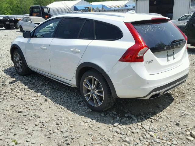 YV4612HK4G1011819 - 2016 VOLVO V60 CROSS WHITE photo 3