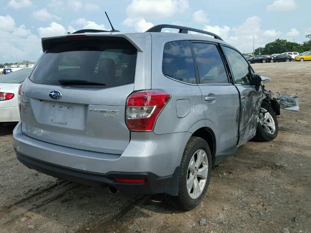 JF2SJAKC0FH549017 - 2015 SUBARU FORESTER 2 SILVER photo 4