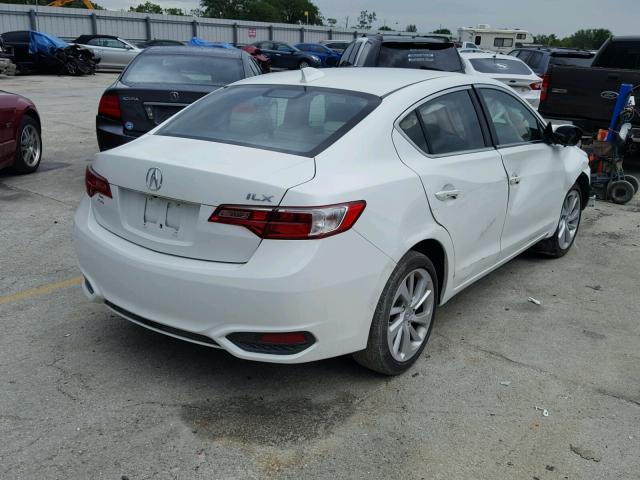 19UDE2F38HA011951 - 2017 ACURA ILX BASE WHITE photo 4