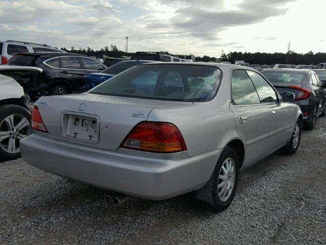 JH4UA2654WC006953 - 1998 ACURA 2.5TL GRAY photo 4