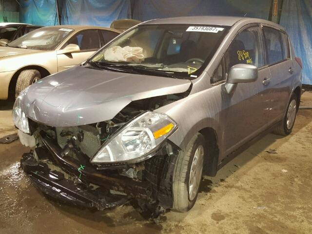 3N1BC1CP8CK259642 - 2012 NISSAN VERSA S SILVER photo 2