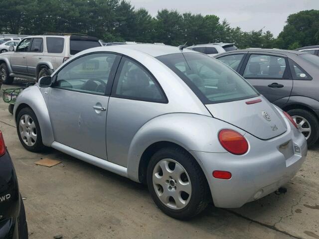 3VWCK21C62M427711 - 2002 VOLKSWAGEN NEW BEETLE 银色 照片 3