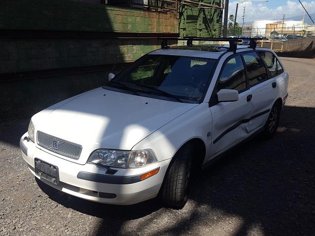 YV1VW29511F716283 - 2001 VOLVO V40 1.9T WHITE photo 2