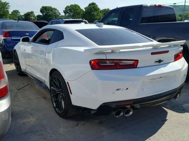 1G1FK1R62H0213506 - 2017 CHEVROLET CAMARO ZL1 白色 照片 3