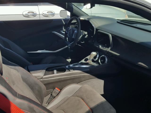 1G1FK1R62H0213506 - 2017 CHEVROLET CAMARO ZL1 白色 照片 5