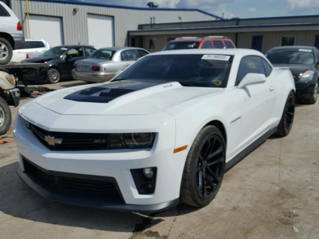 2G1FM1EPXF9801178 - 2015 CHEVROLET CAMARO ZL1 WHITE photo 2