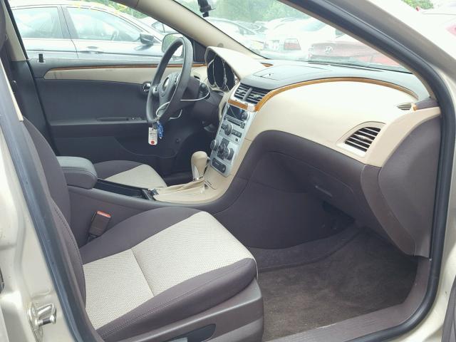 1G1ZC5E17BF301337 - 2011 CHEVROLET MALIBU 1LT 金色 照片 5