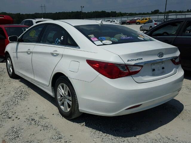 5NPEB4AC9DH697029 - 2013 HYUNDAI SONATA GLS WHITE photo 3