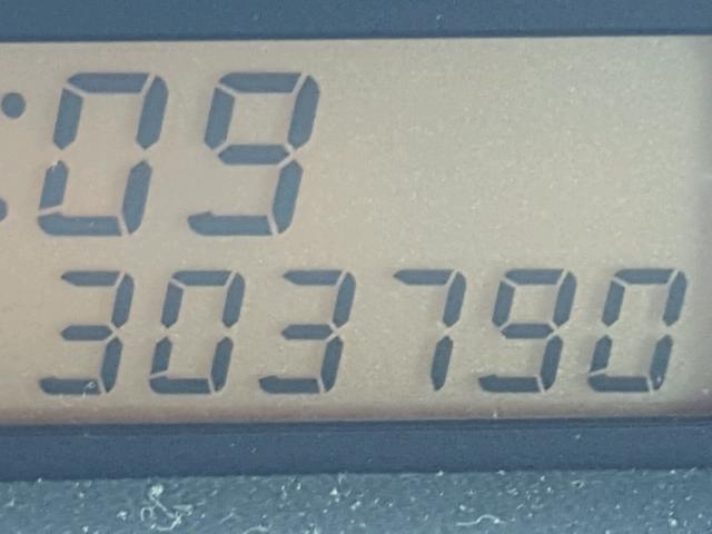 JTLKT324864098623 - 2006 TOYOTA SCION XB BLUE photo 8