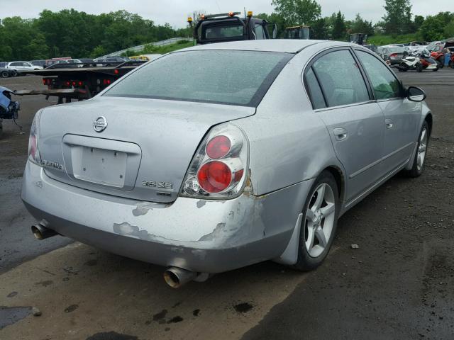 1N4BL11D05C259865 - 2005 NISSAN ALTIMA SE SILVER photo 4