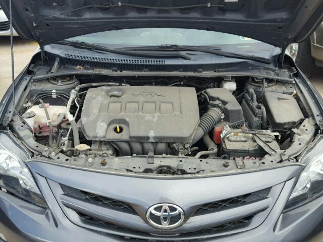 2T1BU4EEXDC078516 - 2013 TOYOTA COROLLA BA GRAY photo 7