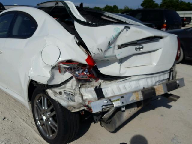 JTKDE167050016986 - 2005 TOYOTA SCION TC 白色 照片 9