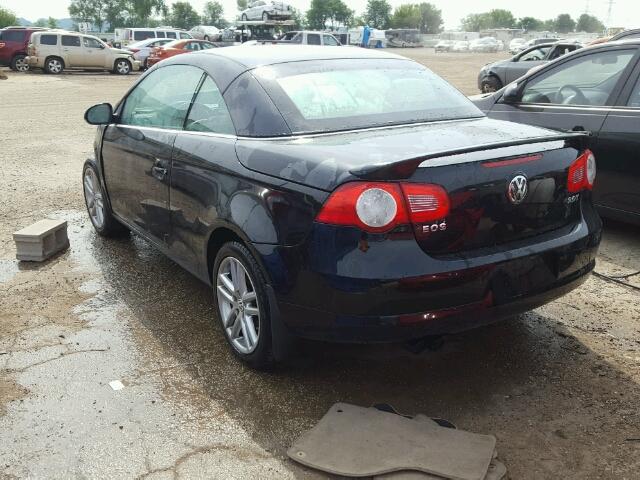 WVWFA71F08V044372 - 2008 VOLKSWAGEN EOS LUX 黑色 照片 3