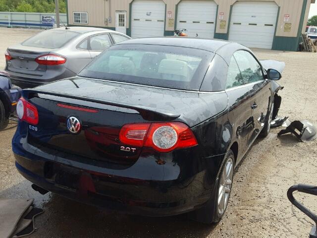 WVWFA71F08V044372 - 2008 VOLKSWAGEN EOS LUX 黑色 照片 4