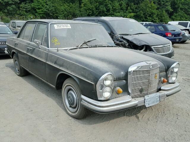 35215107 - 1967 MERCEDES-BENZ 250C GREEN photo 1