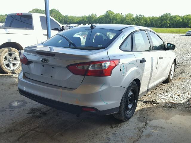 1FAHP3E29CL371595 - 2012 FORD FOCUS S SILVER photo 4