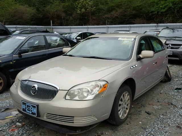 1G4HP57258U133260 - 2008 BUICK LUCERNE CX GOLD photo 2