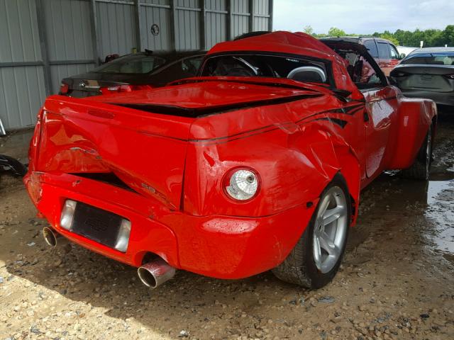 1GCES14P84B109233 - 2004 CHEVROLET SSR RED photo 4