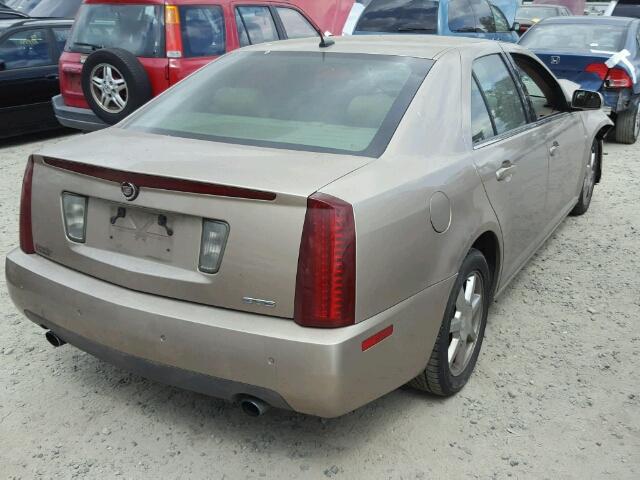 1G6DW677850196821 - 2005 CADILLAC STS GOLD photo 4