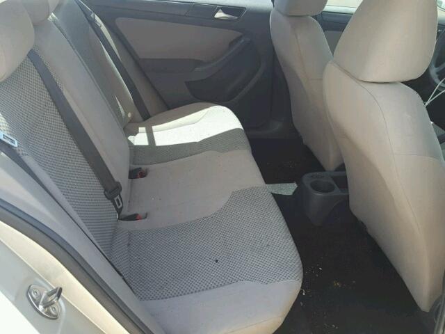 3VW2K7AJ0CM461393 - 2012 VOLKSWAGEN JETTA BASE 金色 照片 6